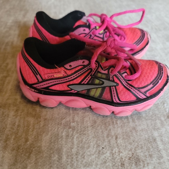 Brooks PureFlow Pink Sneakers Girls Kids Cushioned Running Shoes - Picture 1 of 3